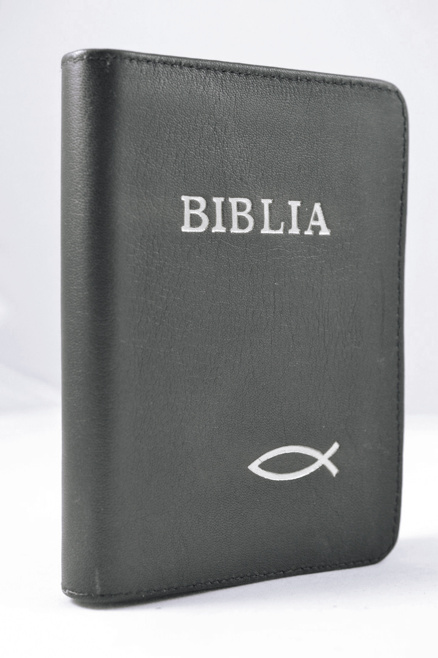 Biblie marime mica, din piele, culoare maro brun, fermoar, simbol peste [043 PF]