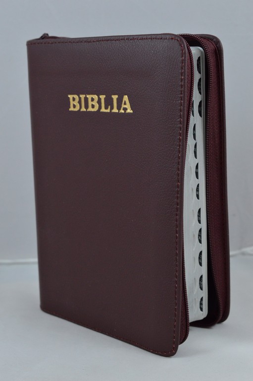 Biblie din piele, marime medie, culoare visinie, simpla, fermoar, index, margini argintii, cuv. lui Isus cu rosu [SB 057 PFI]