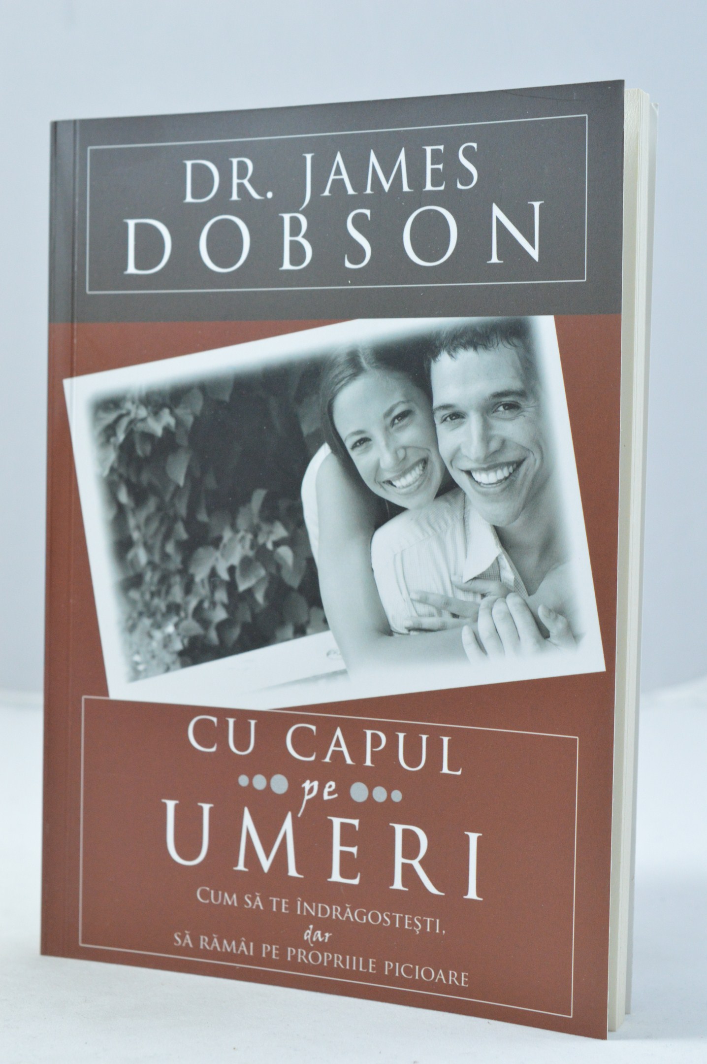 Cu capul pe umeri Cu capul pe umeri