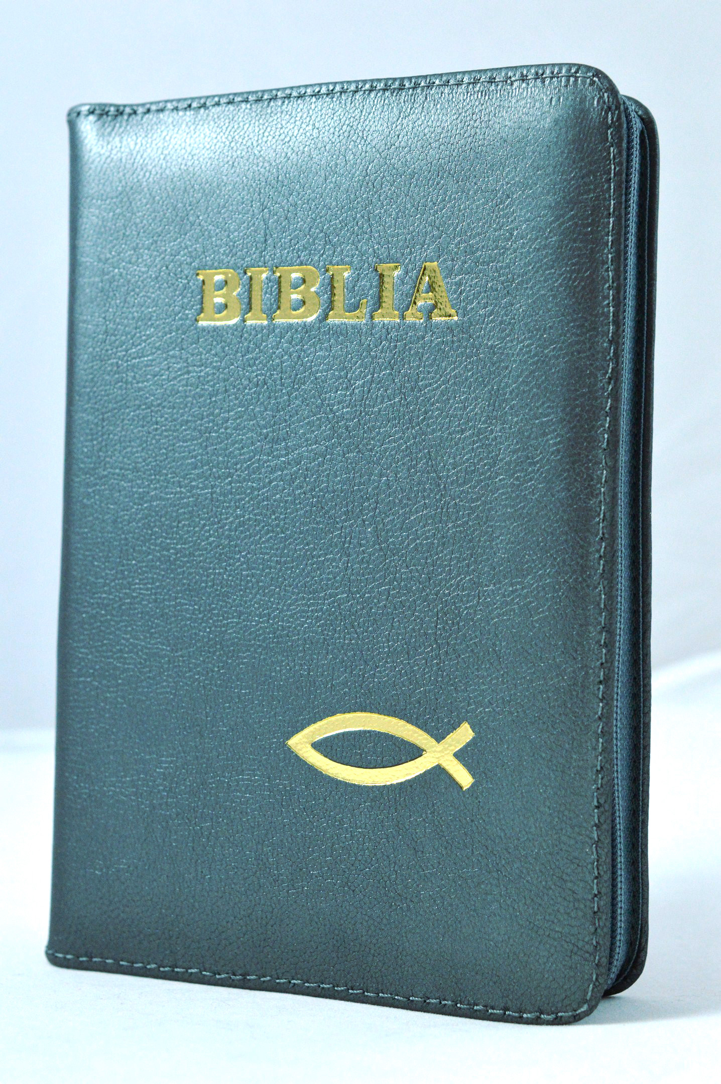Biblie marime mica, din piele, culoare bleu inchis, fermoar, simbol peste [043 PF]