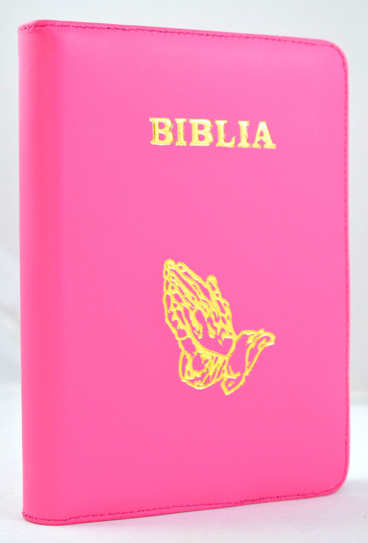 Biblie din piele, marime medie, magenta deschis, simbol maini in ruga, fermoar, index, margini aurii, cuv. lui Isus cu rosu [SB 057 PFI]