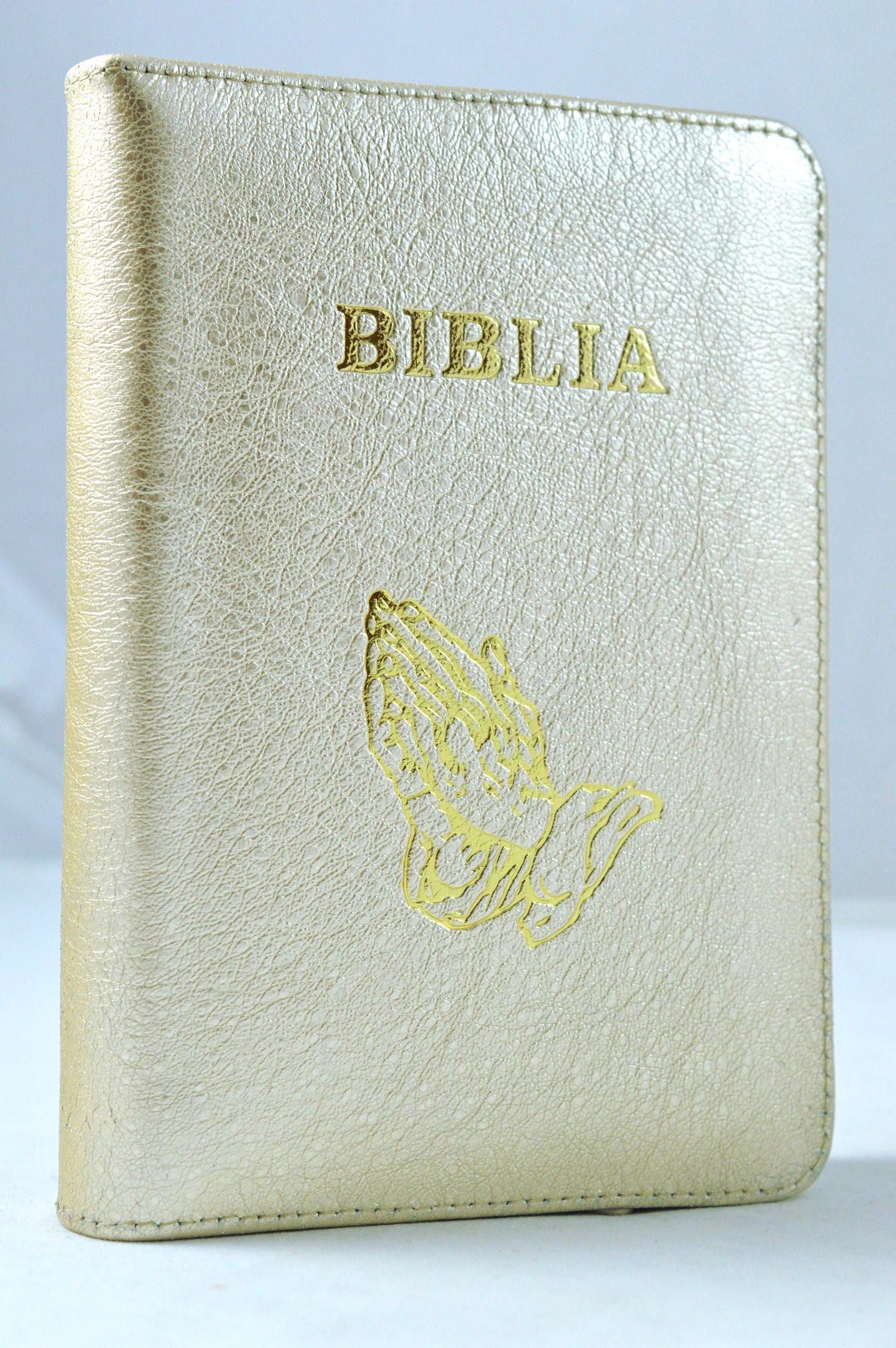 Biblie marime mica, din piele, culoare aurie, fermoar, simbol maini in ruga [043 PF]
