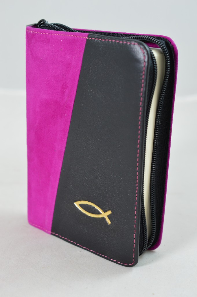 Biblie marime mica, din piele, culoare lila/negru, fermoar, margini albe, simbol peste [SI 043]