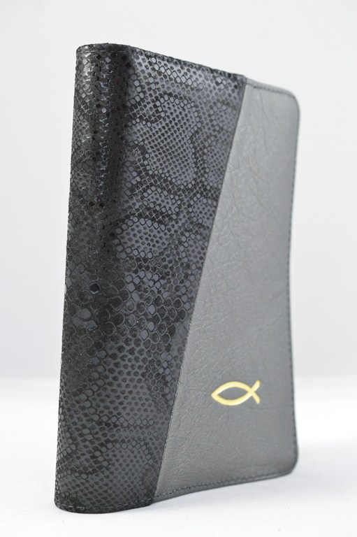 Biblia din piele, marime medie, negru / gri metalizat cu peste , fermoar, aurita, cuv. lui Isus cu rosu [052]