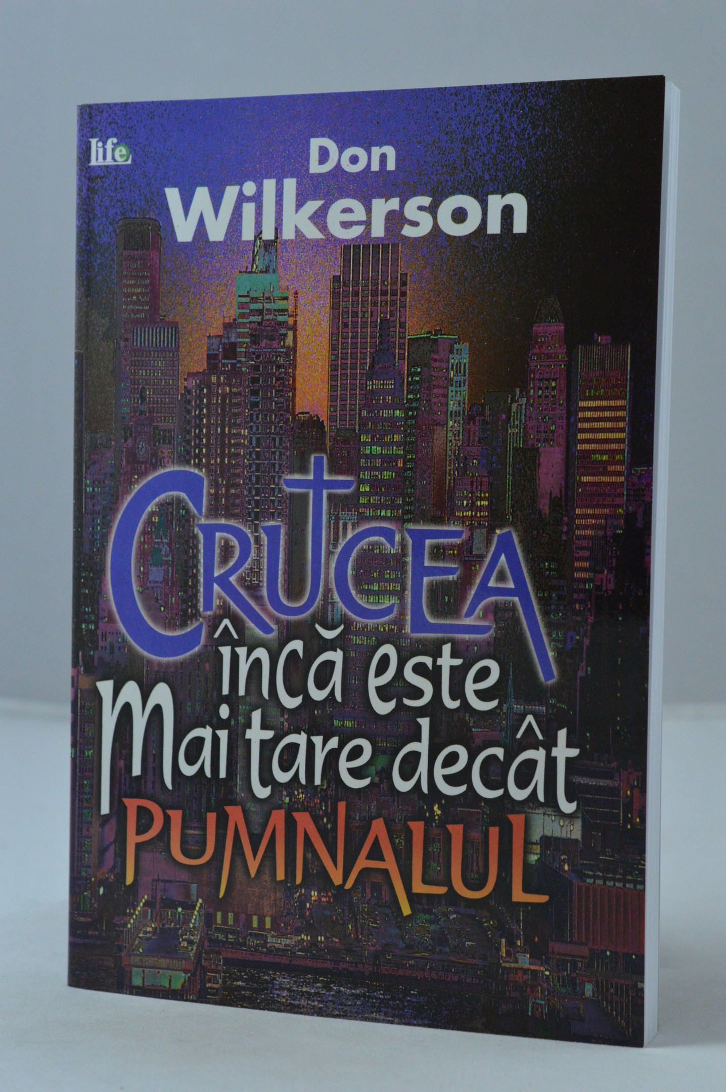 Crucea inca  este mai tare ca pumnalul - marturie crestina Crucea inca  este mai tare ca pumnalul - marturie crestina