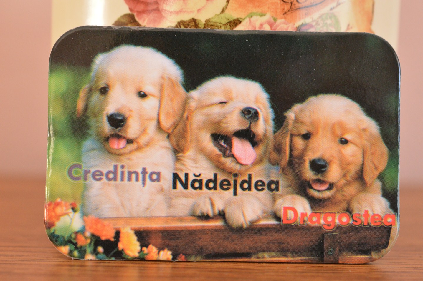 Magnet de frigider: Credinta, Nadejea, Dragostea Magnet de frigider: Credinta, Nadejea, Dragostea
