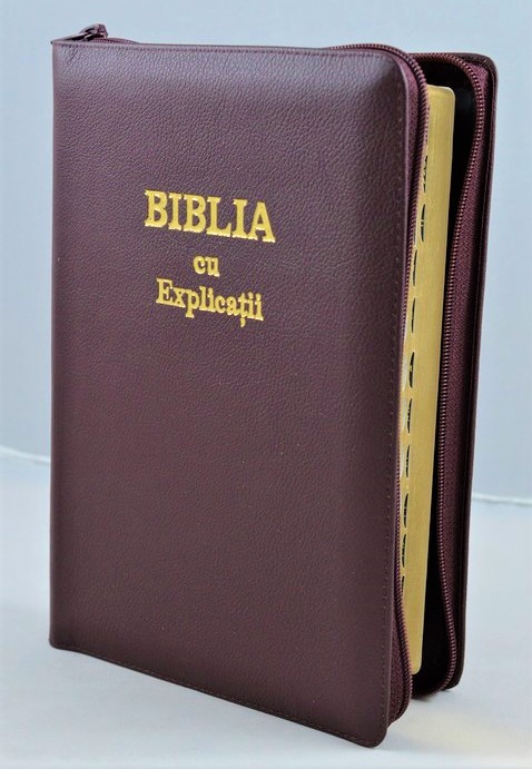 Biblia cu explicatii + concordanta biblica, piele naturala, visiniu inchis, fermoar, index, aurita, cuv. lui Isus cu rosu, simbol simpla [CO 77 PFI]