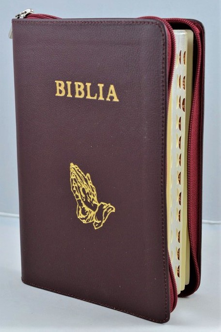 Biblie mare, piele, visiniu inchis, fermoar, index, margini aurii, simbol maini, cuv. Isus cu rosu [SI 073 PFI]