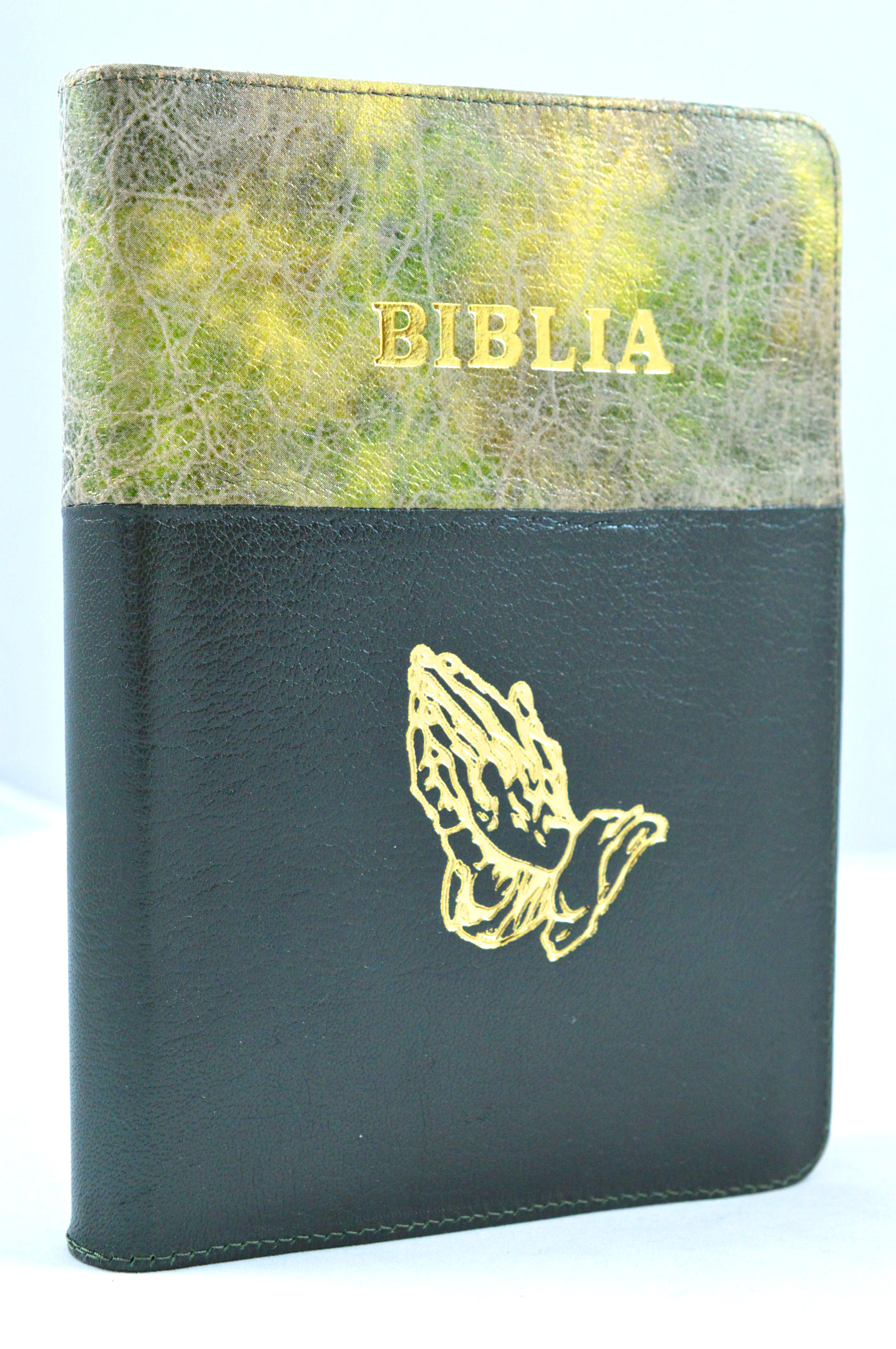 Biblia din piele, marime medie, nuante de verde si bej - verde inchis, fermoar, simbol maini, cuv. lui Isus cu rosu [053]