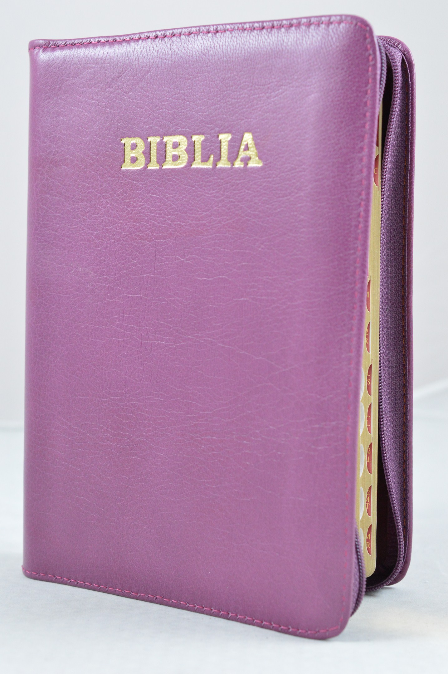 Biblie din piele, marime medie,lila, fermoar, index, margini aurii, cuv. lui Isus cu rosu [SB 057 PFI]