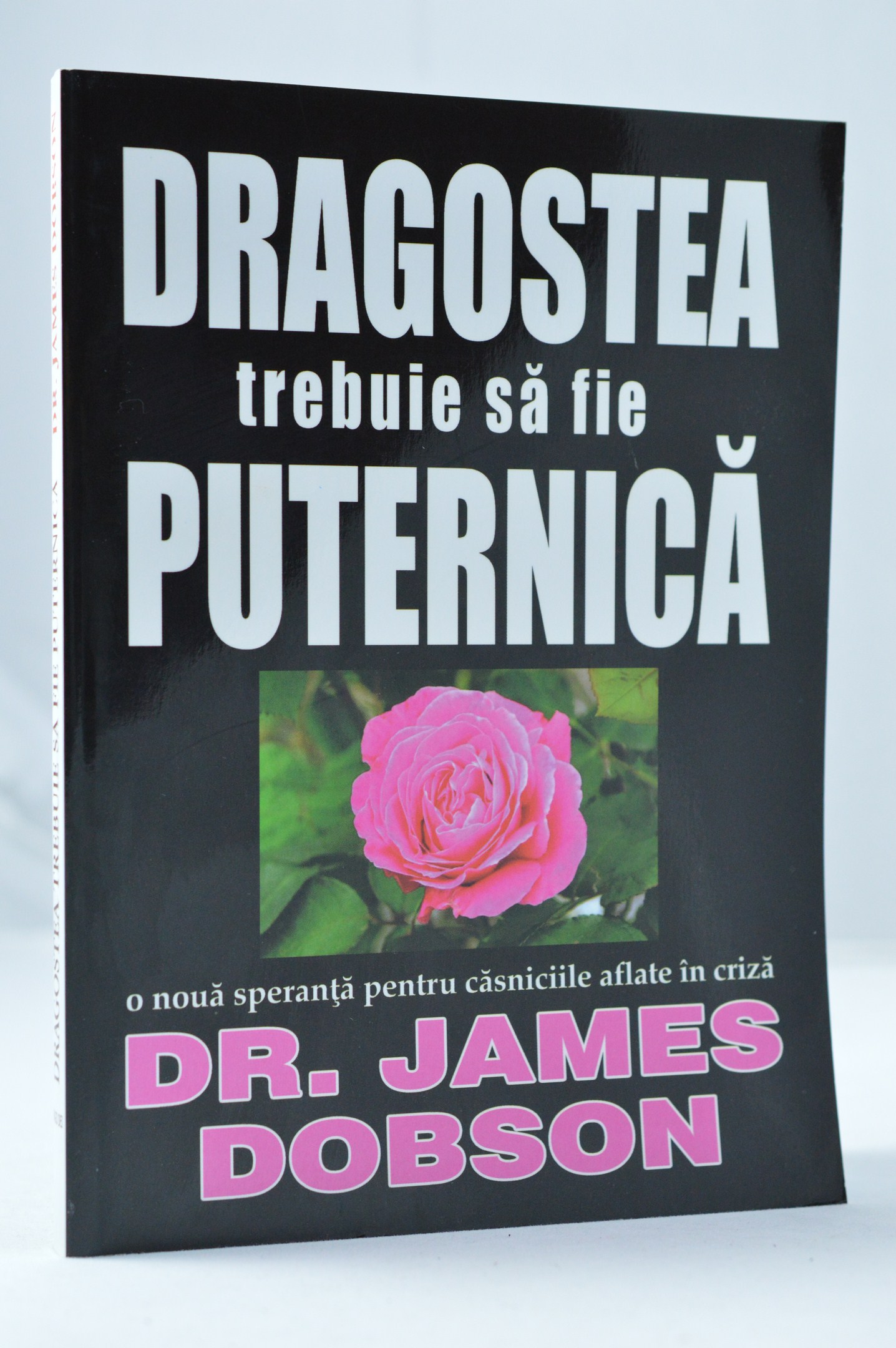 Dragostea trebuie sa fie puternica Dragostea trebuie sa fie puternica