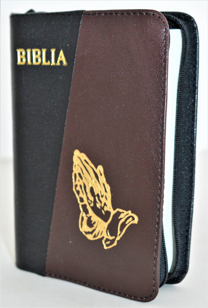 Biblie din piele, mica, negru / maro , fermoar, margini albe, simbolul maini in ruga, cuv. lui Isus in rosu [043 PF]