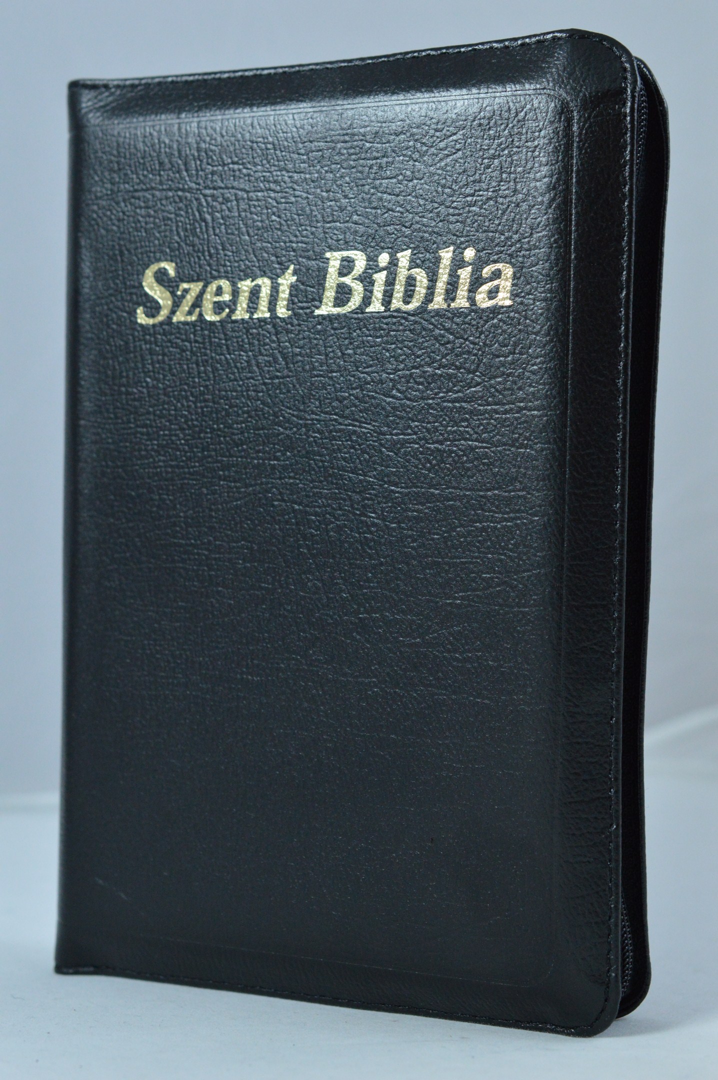 Szent Biblia, Biblia Karoli, medie, din piele, cu index, cu fermoar [057 ZTI]