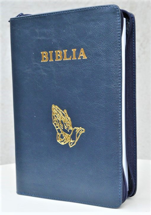 Szent Biblia - forditotta Karoli Gaspar (Biblia in limba maghiara, marime mare, piele, bleumarin, fermoar, maini) Szent Biblia - forditotta Karoli Gaspar (Biblia in limba maghiara, marime mare, piele, bleumarin, fermoar, maini)