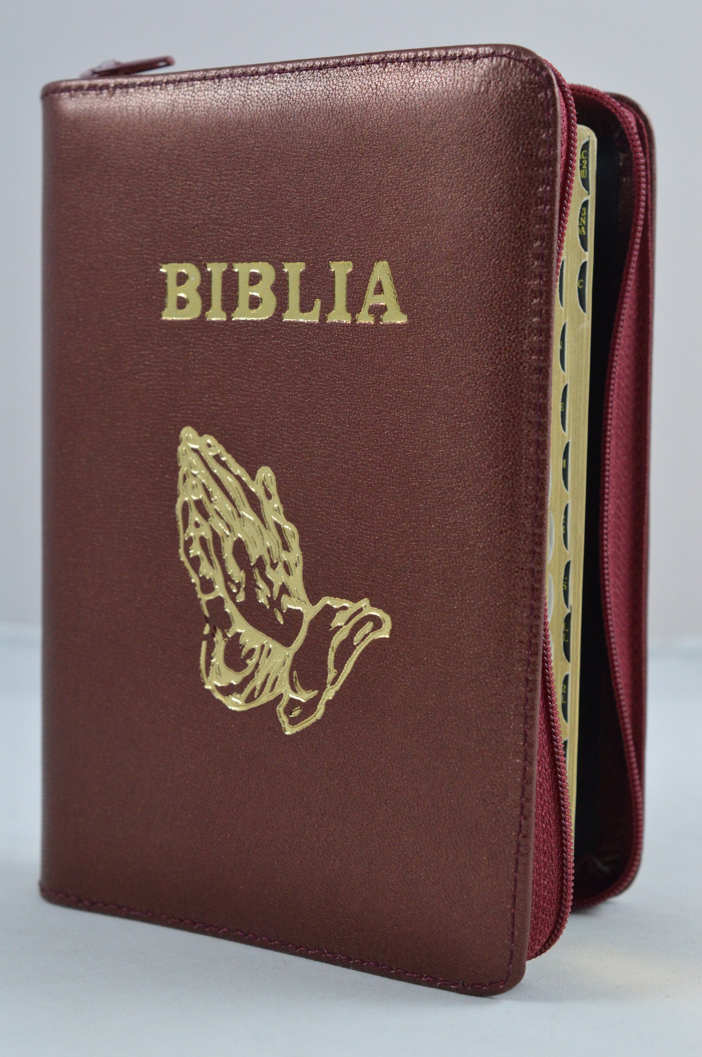 Biblia format mic, din piele, culoare visiniu, index, fermoar, margini aurii, simbol - maini, cuv. lui Isus in rosu [047 PFI]