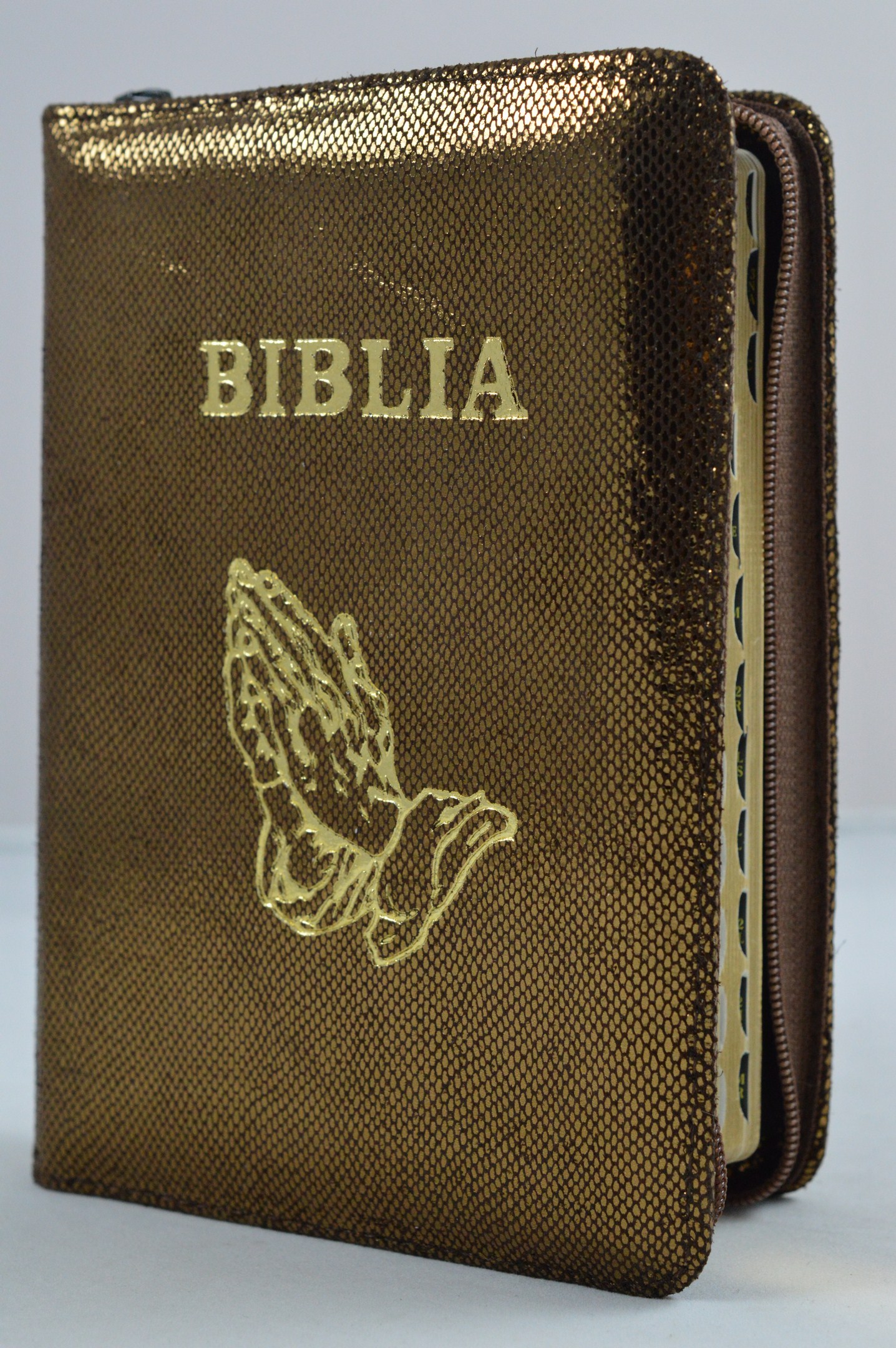 Biblia format mic, din piele, culoare maro / auriu, index, fermoar, margini aurii, simbol - maini, cuv. lui Isus in rosu [047 PFI]