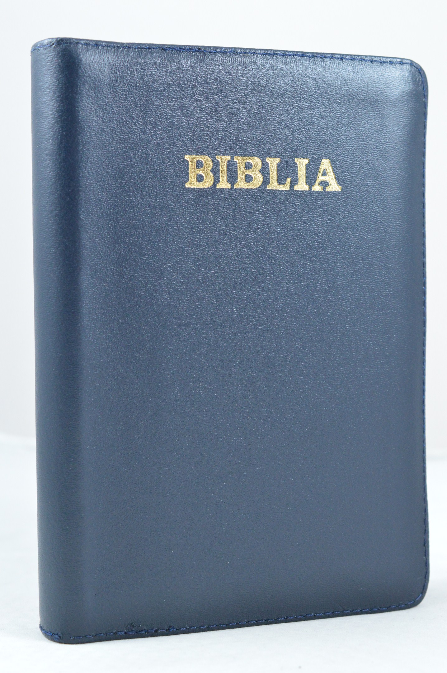 Biblia din piele, marime medie, albastru metal, fermoar, cuv. lui Isus cu rosu [053]