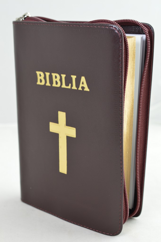 Biblia Ortodoxa, marime mica, coperta piele, visiniu, fermoar, margini aurite (cu aprobarea Sf. Sinod) Biblia Ortodoxa, marime mica, coperta piele, visiniu, fermoar, margini aurite (cu aprobarea Sf. Sinod)