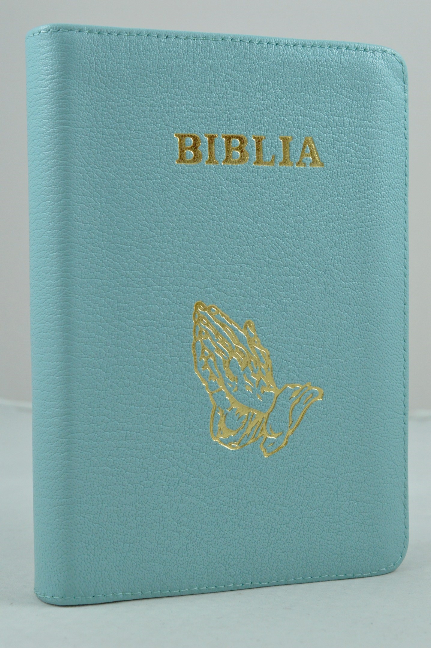 Biblie din piele, marime medie, culoare, turcoaz,  fermoar, margini albe, simbol maini in rugaciune, cuv. lui Isus cu rosu [053]
