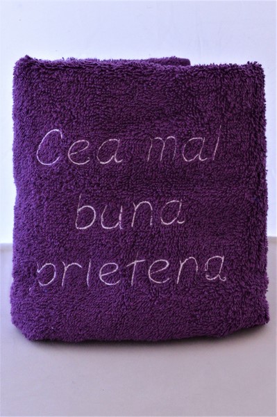 Prosop personalizat - Pentru cea mai buna prietena (mov) Prosop personalizat - Pentru cea mai buna prietena (mov)