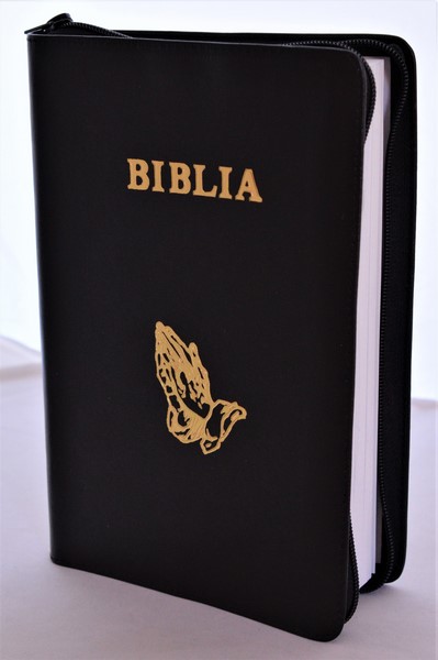 Szent Biblia - forditotta Karoli Gaspar (Biblia in lb. maghiara, marime mare, piele, neagra, fermoar) Szent Biblia - forditotta Karoli Gaspar (Biblia in lb. maghiara, marime mare, piele, neagra, fermoar)