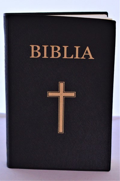 Biblie marime medie, coperta moale, neagra, cu cruce [SI 053]
