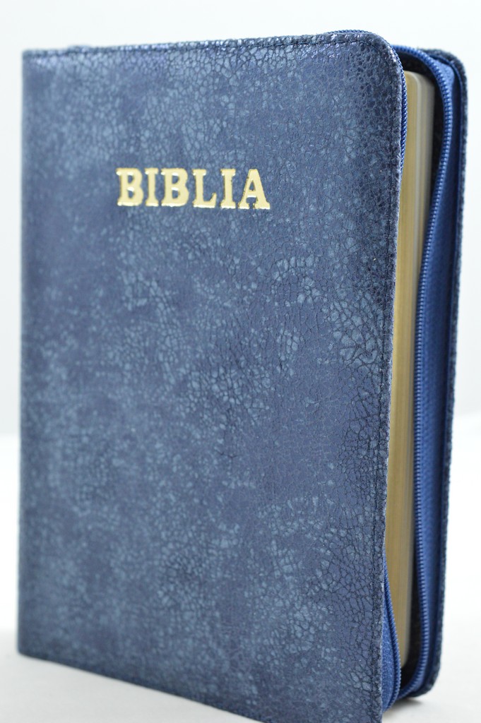 Biblia din piele, marime medie, nuanta bleumarin, margini aurii, fermoar, cuv. lui Isus cu rosu [052]