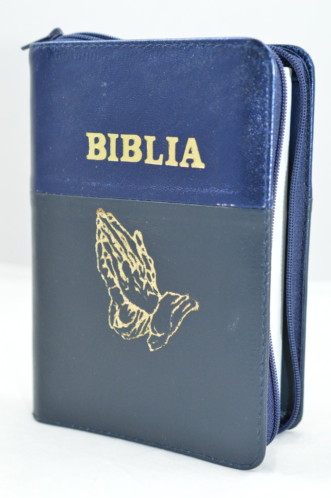 Biblie din piele, mica,bleumarin sidefat cu bleumarin inchis, fermoar, margini albe,simbol maini in ruga, cuv. lui Isus in rosu [043 PF]
