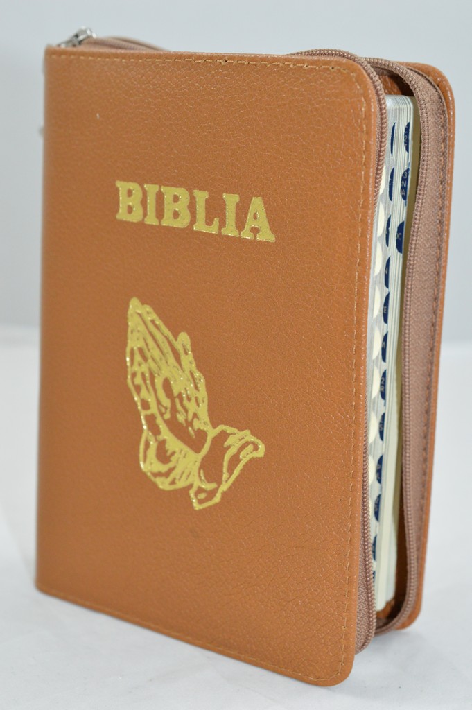 Biblia format mic, din piele, culoare maro, index, fermoar, margini argintii, simbolul maini in ruga, cuv. lui Isus in rosu [047 PFI]