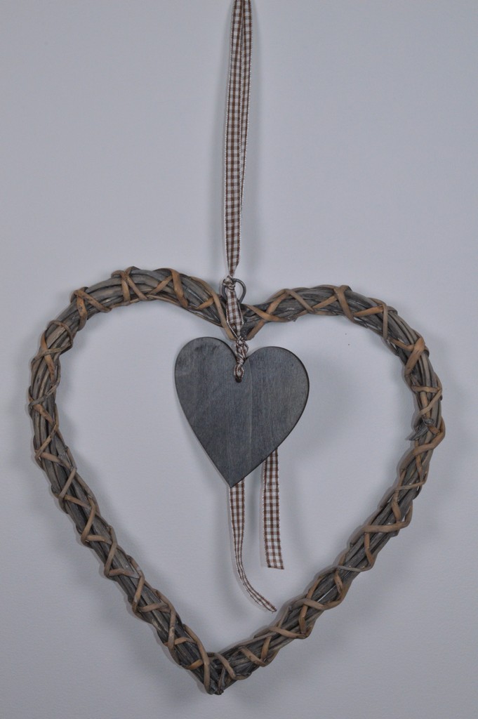 Decoratiune - inima gri Decoratiune - inima gri