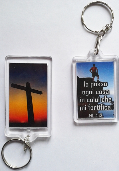 Breloc cu verset biblic fata/verso - Filipeni 4:13 Breloc cu verset biblic fata/verso - Filipeni 4:13