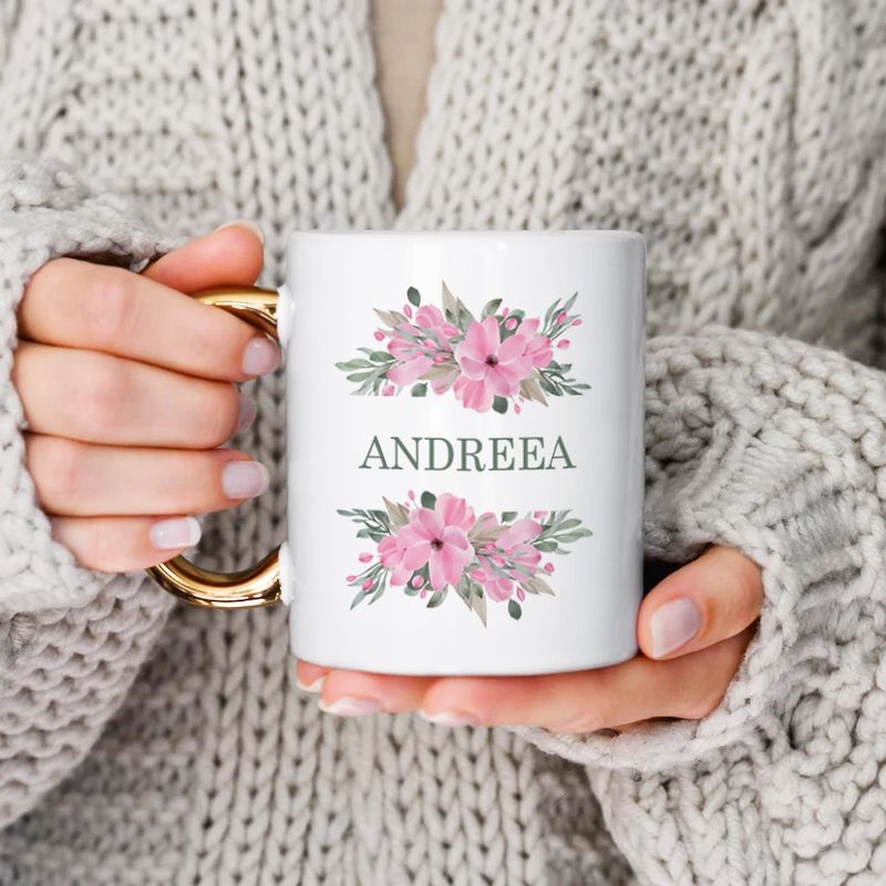 Cană cu mâner auriu personalizata  cu nume și inițială Cană cu mâner auriu personalizata  cu nume și inițială