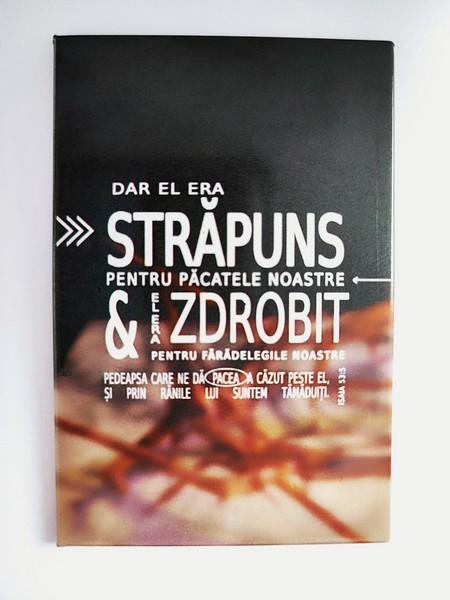 Magnet cu mesaj creștin - „Dar El era stăpuns pentru păcatele noastre...” - Isaia 53:5 Magnet cu mesaj creștin - „Dar El era stăpuns pentru păcatele noastre...” - Isaia 53:5