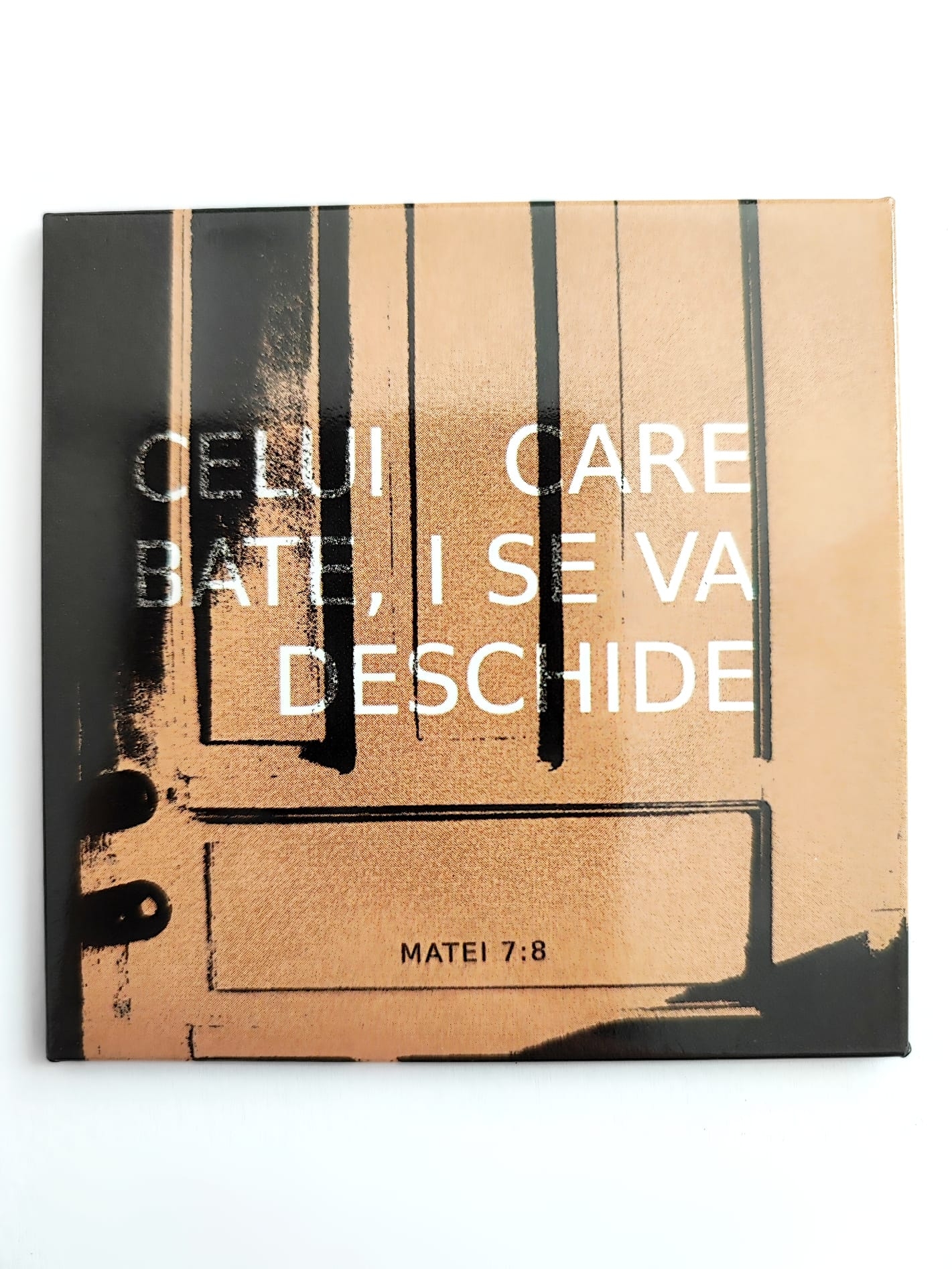 Magnet cu mesaj creștin - „Celui care bate,...” - Matei 7:8 Magnet cu mesaj creștin - „Celui care bate,...” - Matei 7:8