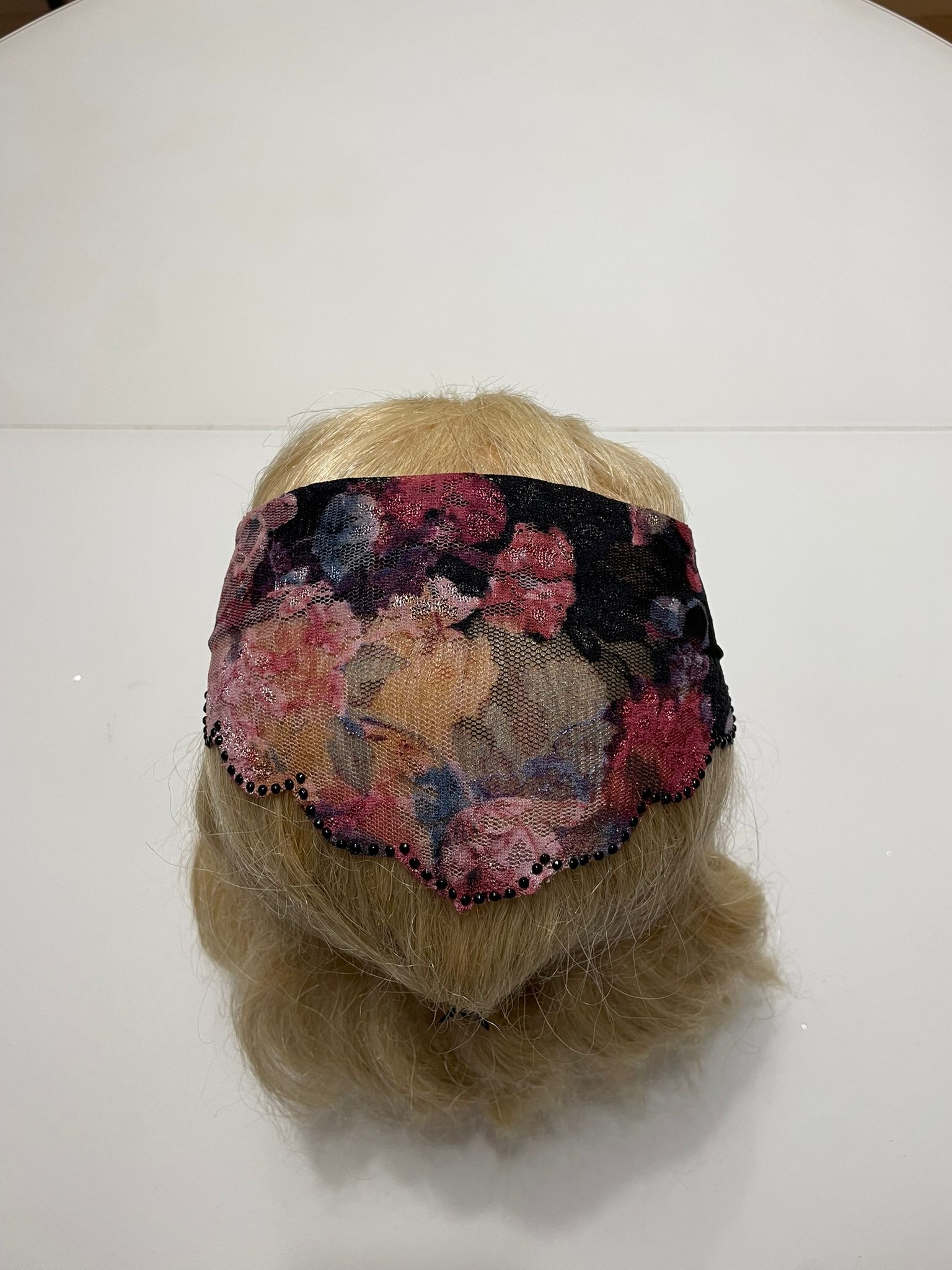 Batic din dantela - imprimeu floral, negru Batic din dantela - imprimeu floral, negru