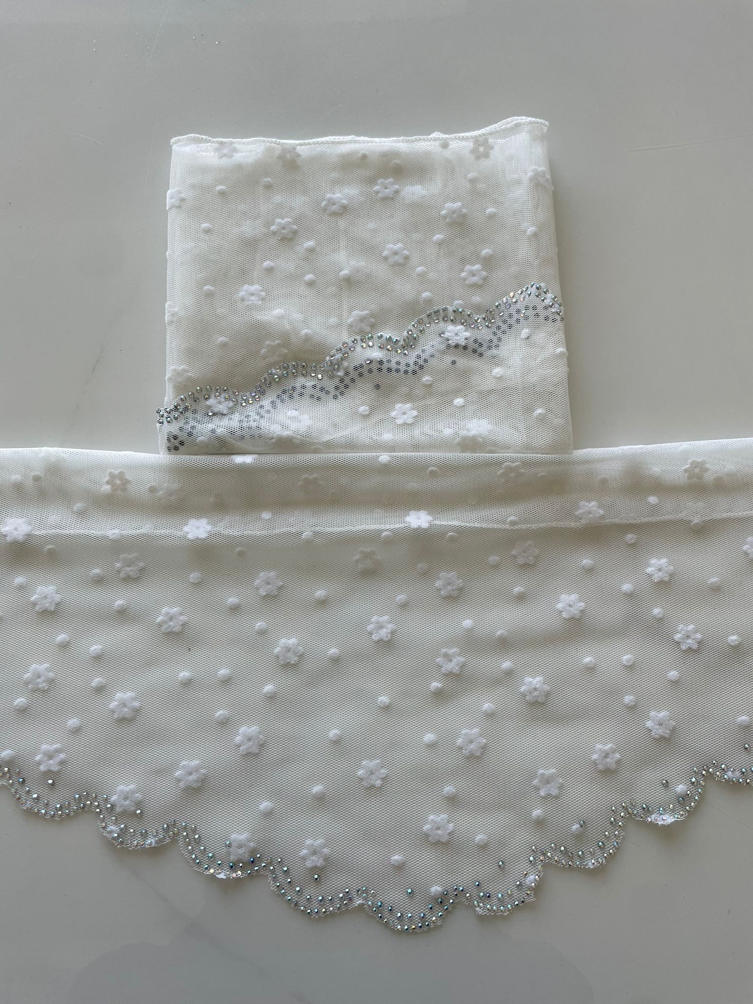 Batic din dantela - crem Batic din dantela - crem