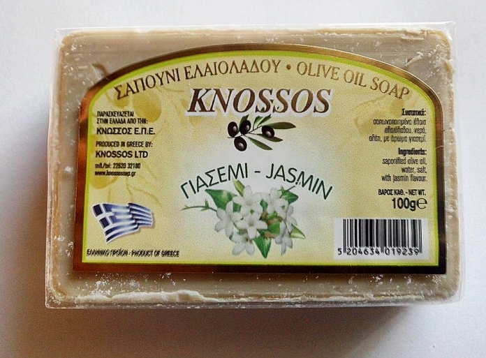 Sapun natural cu aroma de iasomie Sapun natural cu aroma de iasomie