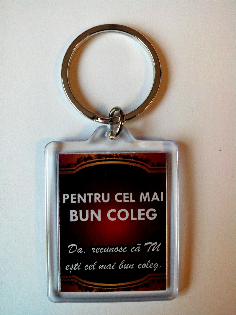 Breloc cu dedicatie - Pentru cel mai bun coleg Breloc cu dedicatie - Pentru cel mai bun coleg