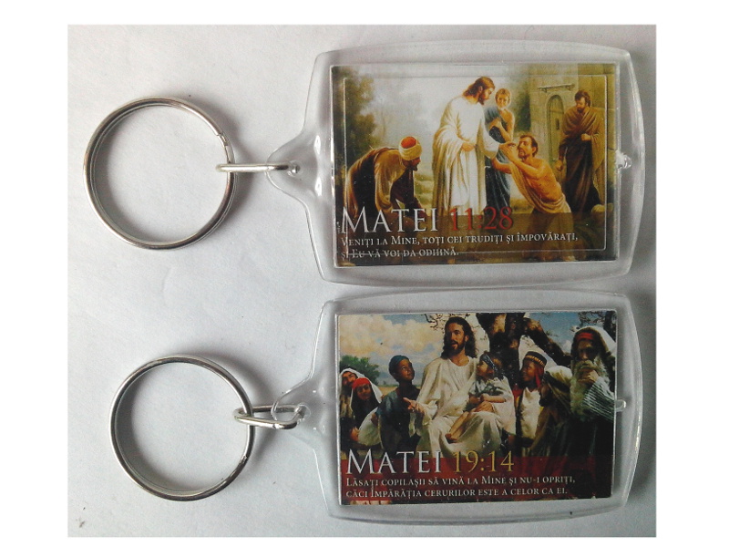 Breloc din plastic - Lasati copilasii sa vina la Mine/ Veniti la Mine Breloc din plastic - Lasati copilasii sa vina la Mine/ Veniti la Mine