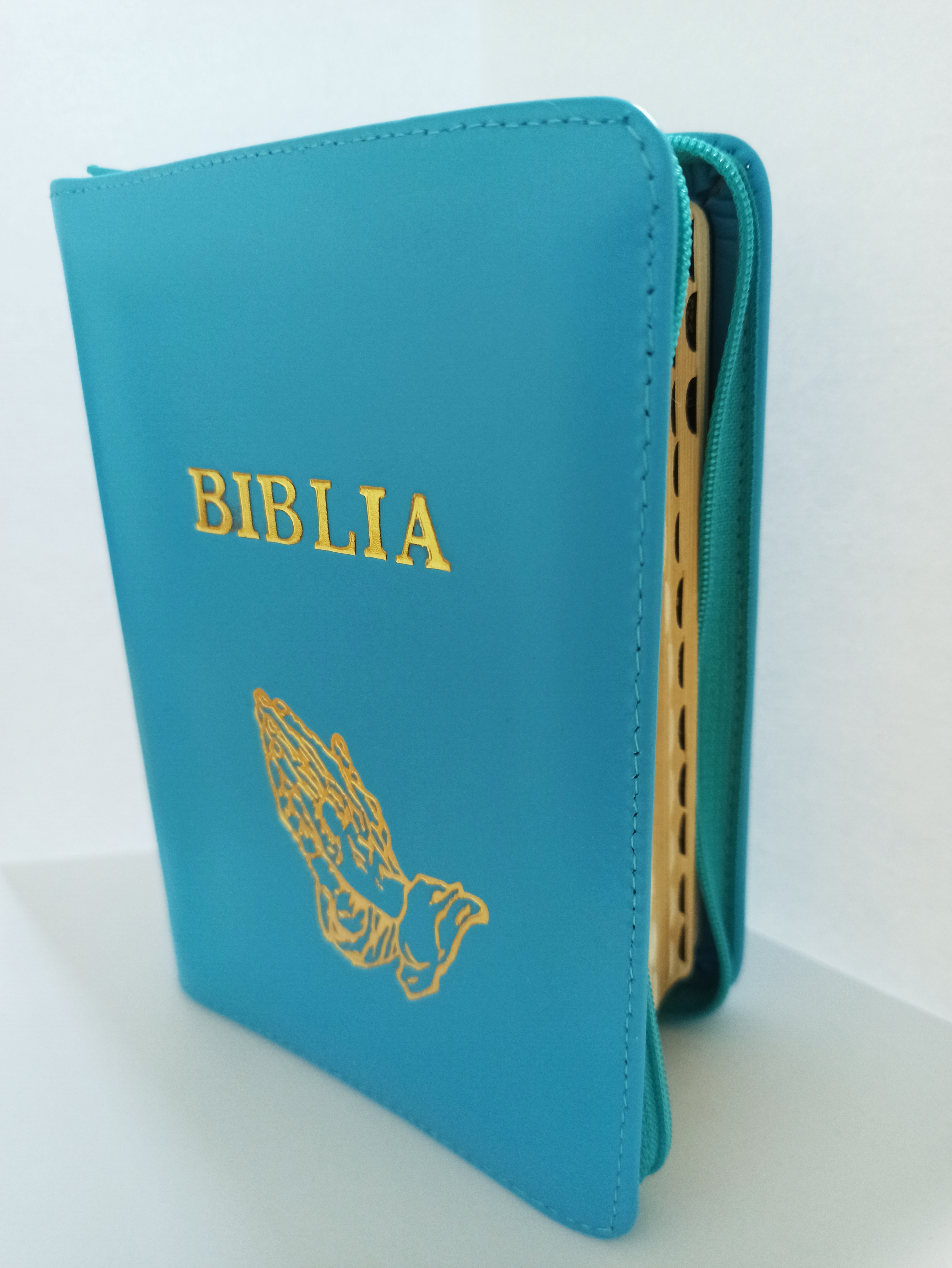 Biblie marime mica, piele, albastru deschis, index, fermoar, margini aurii, cuv. lui Isus cu rosu,simbol maini [047 PFI]