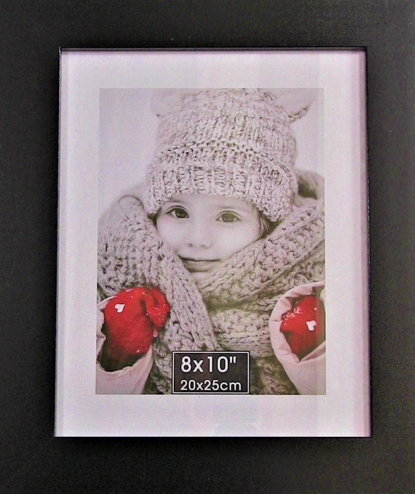 Rama foto din lemn, negru - 1 poza de 20x25cm Rama foto din lemn, negru - 1 poza de 20x25cm