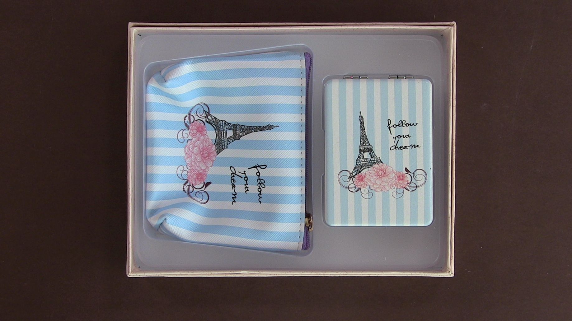 Portofel femei -Paris ( 19x14.5 cm ) Portofel femei -Paris ( 19x14.5 cm )