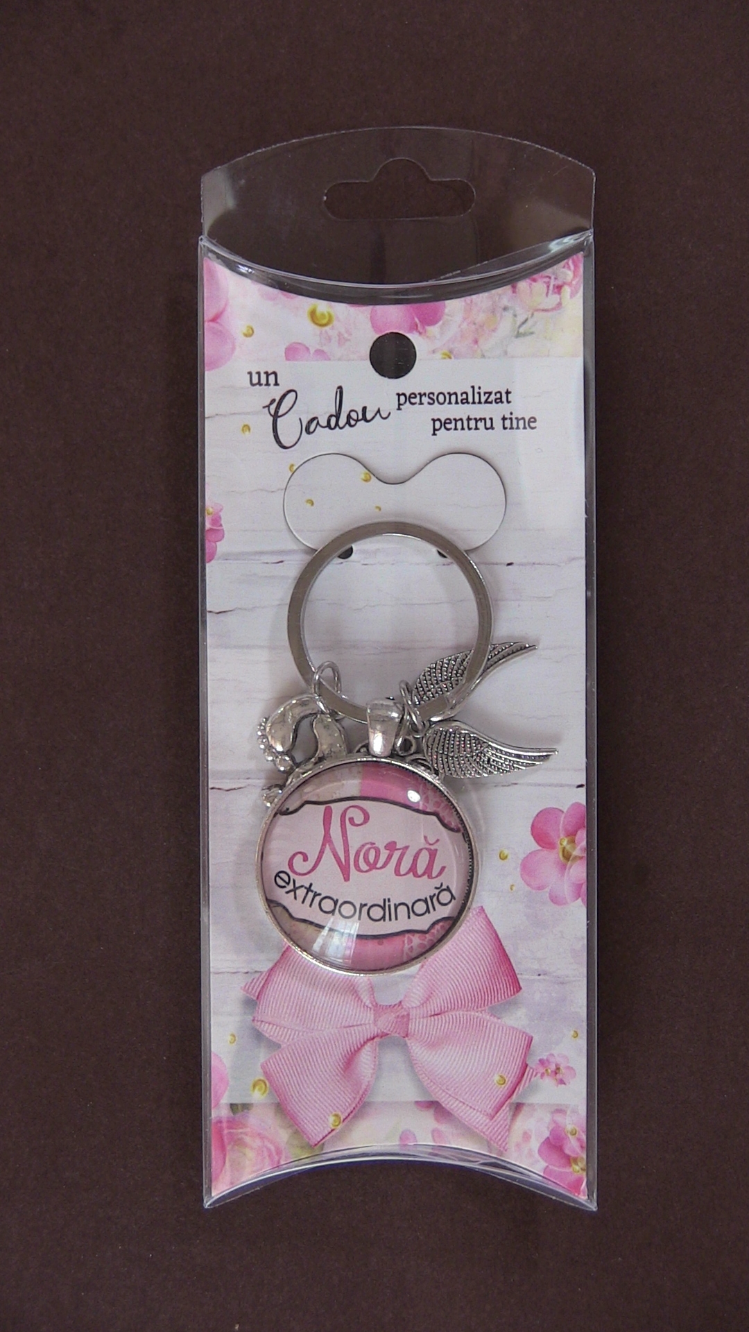 Breloc - Nora extraordinara! Breloc - Nora extraordinara!