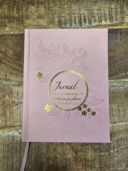 Jurnal - Ea este îmbrăcată cu tărie și slavă (Proverbele 31:25) Jurnal - Ea este îmbrăcată cu tărie și slavă (Proverbele 31:25)