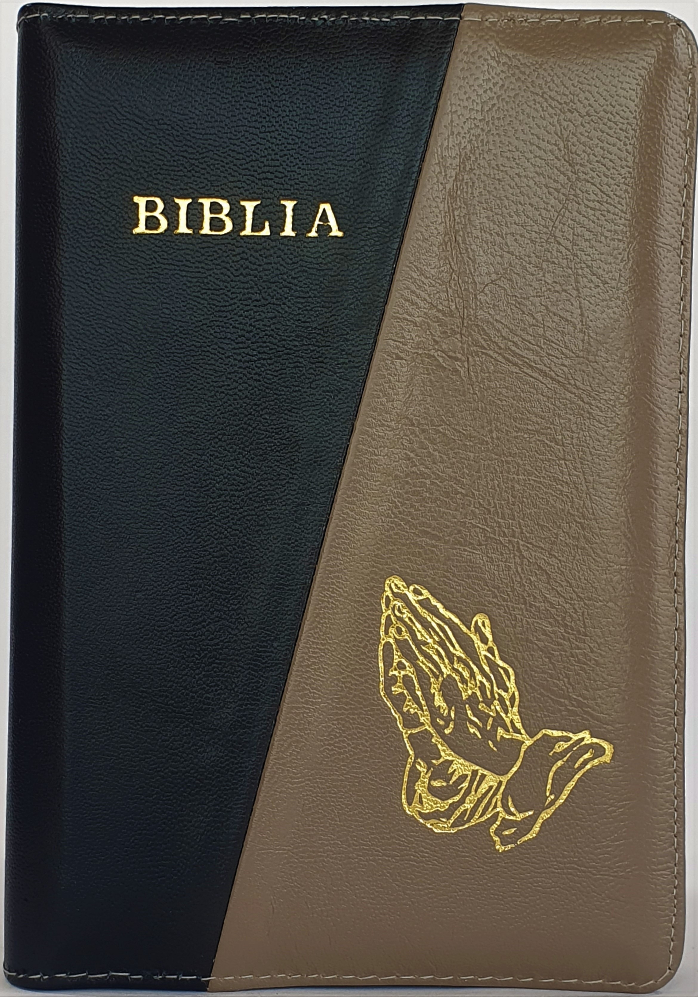Biblia din piele, marime medie, culoare negru cu gri, fermoar,margini albe,simbol maini in rugaciune, cuv. lui Isus cu rosu [053]