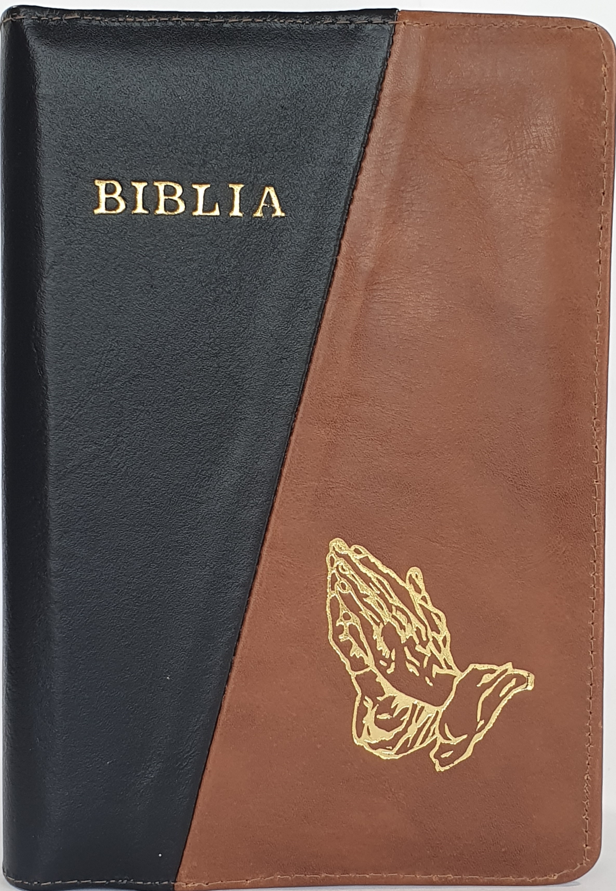 Biblia din piele, marime medie, culoare negru cu maro, fermoar,margini albe,simbol maini in rugaciune, cuv. lui Isus cu rosu [053]