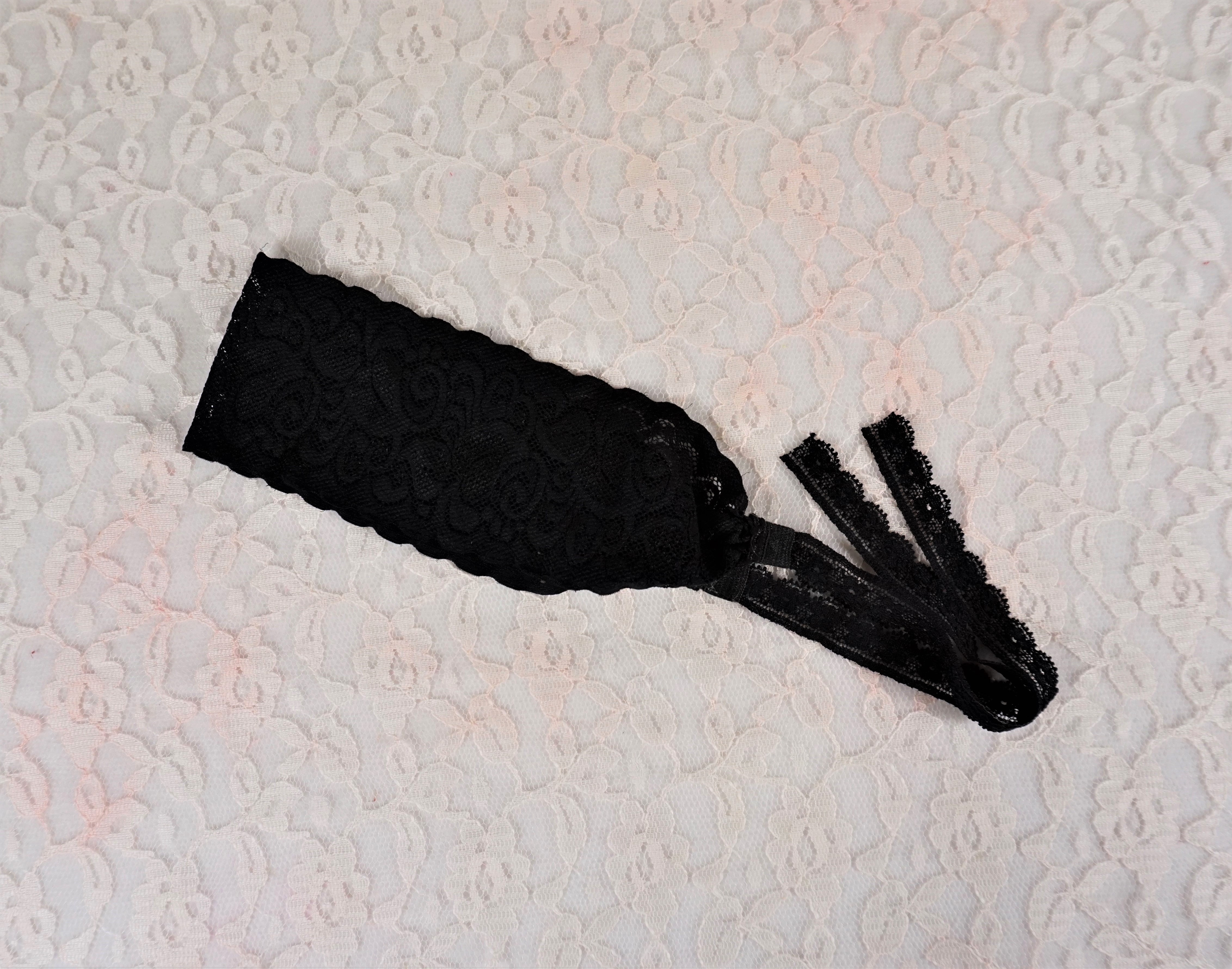 Bentiță handmade din dantela cu snur  - Neagra Bentiță handmade din dantela cu snur  - Neagra