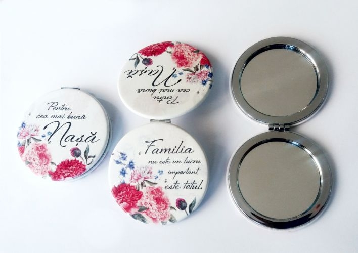 Oglinda de poseta - Pentru cea mai buna nasa Oglinda de poseta - Pentru cea mai buna nasa