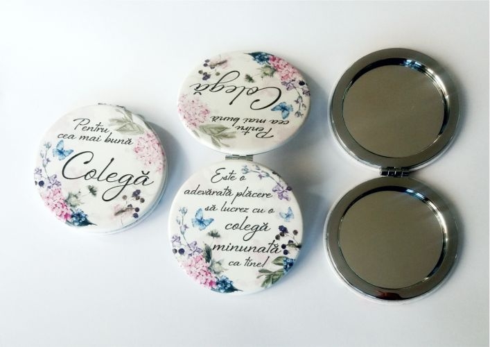 Oglinda de poseta - Pentru cea mai buna colega Oglinda de poseta - Pentru cea mai buna colega