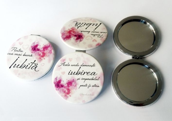 Oglinda de poseta - Pentru cea mai buna iubita Oglinda de poseta - Pentru cea mai buna iubita